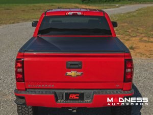 Chevrolet Silverado 1500 Bed Cover - Roll Up - Hard Cover - 5'9" Bed - (14-18 & Classic) Chevrolet Silverado 1500 Bed Cover - Roll Up - Hard Cover - 5'9" Bed - (14-18 & Classic)